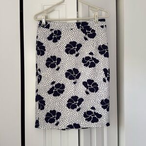 Biden pencil skirt. Women’s size 6